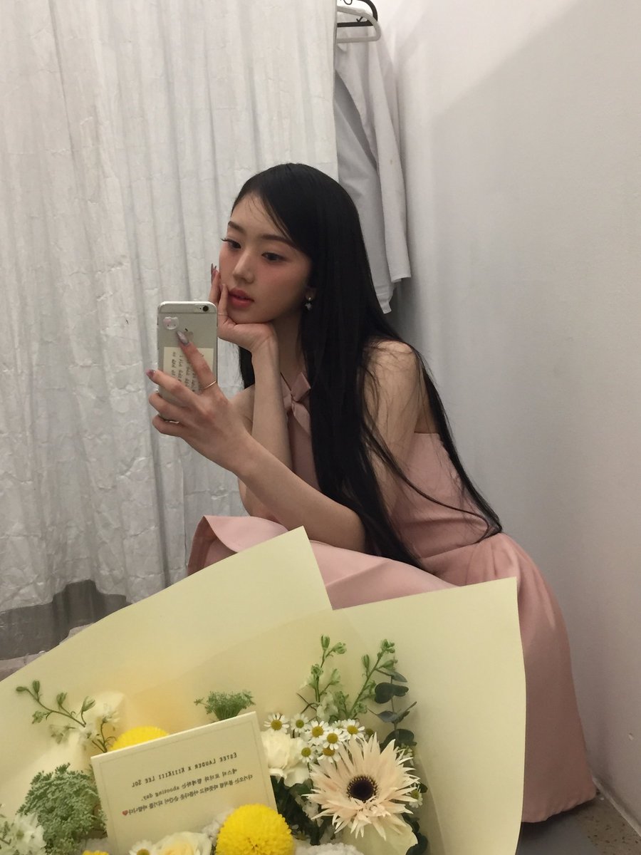 KiiiKiii LEESOL 이솔 tweet media