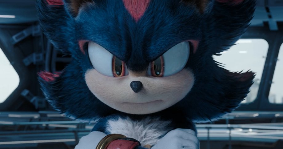 dailymovshadow's tweet image. i seriously love how much you can see his subtle blue tint here #SonicMovie3