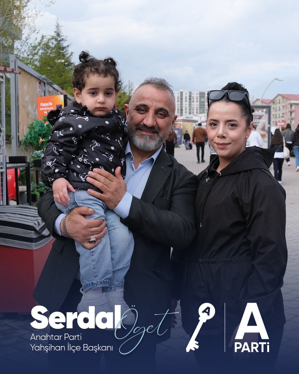 SerdalOget's tweet photo. Bugün, vatanımızın bağımsızlığı ve milletimizin huzuru için canlarını feda eden aziz şehitlerimizin ruhuna ithafen lokma hayrı gerçekleştirdik.

Şehitlerimiz, bu toprakların bize emanet edilmesinin en büyük bedelini ödeyen, isimleri kalbimize kazınmış kahramanlardır. Onların fedakârlığı sayesinde bugün özgürce yaşıyor, yarınlara umutla bakabiliyoruz.

Gerçekleştirdiğimiz bu hayır vesilesiyle hem dualarımızı ettik hem de aziz hatıralarını bir kez daha yad ettik. Şehitlerimizin emanetine sahip çıkmak, onların bıraktığı değerlere bağlı kalmak hepimizin ortak sorumluluğudur.

Rabbim tüm şehitlerimizin makamını ali eylesin, ailelerine sabır ve metanet versin.
Onları hiçbir zaman unutmadık, unutturmayacağız.