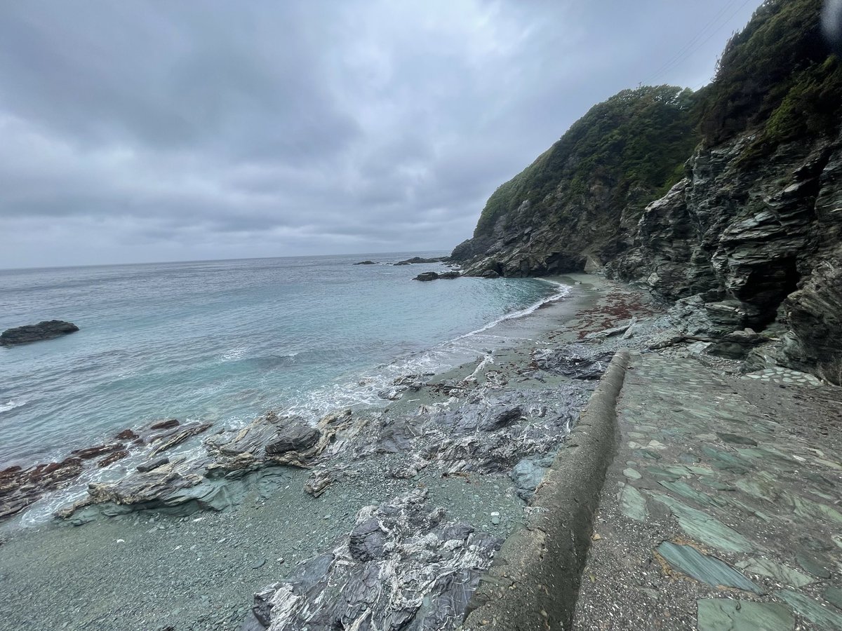 あいしの⭐️4結 東大阪→佐田岬→道後温泉♨️→川崎→上野→ＧＷひきこもり tweet media