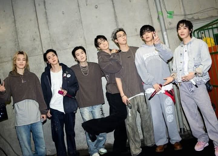 Aloo (E)୭̥★ tweet media