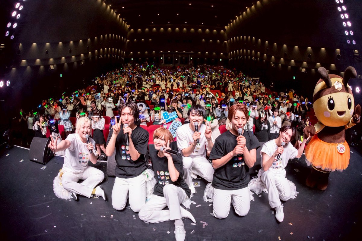 甘党男子9周年おめでとう！ 神久保合流8年おめでとう！ 写真からもう1