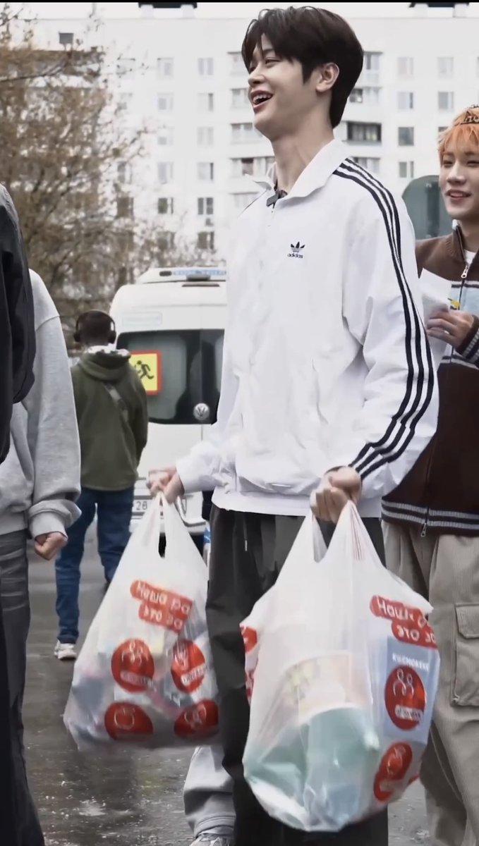 딸기우유🍓🥛 tweet media