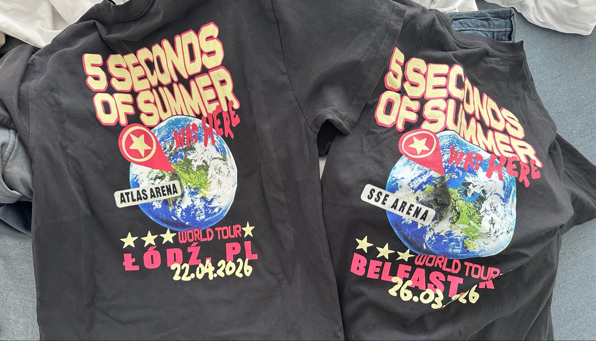 luke on tour! ☆★ tweet media