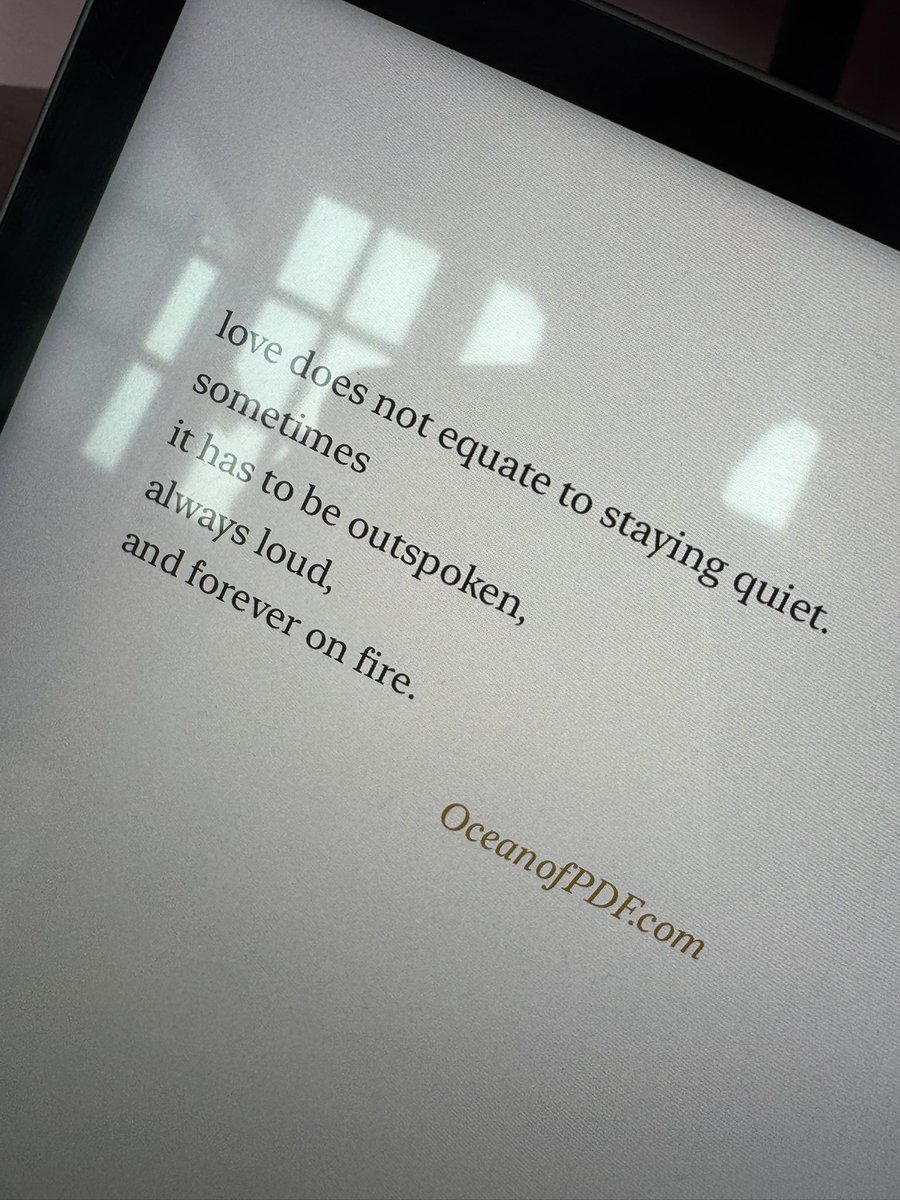 कहिल्यै आँखा बन्द गरेर हावालाई स्पर्श गरेका छौ          
ब्यस्त संसारमा एकैछिन टक्क अडिएर आफ्नो श्वास सुनेका छौ प्रतिबिम्बमा आफ्नो अनुहार गहिरिएर हेरेका छौ           
एकान्तमा आफैसँग बात मारेका छौ                        
कल्पनाको संसार हावामा बनाएका छौ ? ☺️