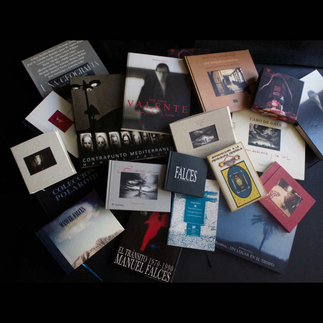 manuelfalces's tweet photo. Día Mundial del Libro.

Si quieres saber más:
https://t.co/dqMr4MP9l1

#díainternacionaldellibro #diadellibro #díamundialdellibro #díamundialdellibroydelderechodeautor https://t.co/FLOqfMoc9V