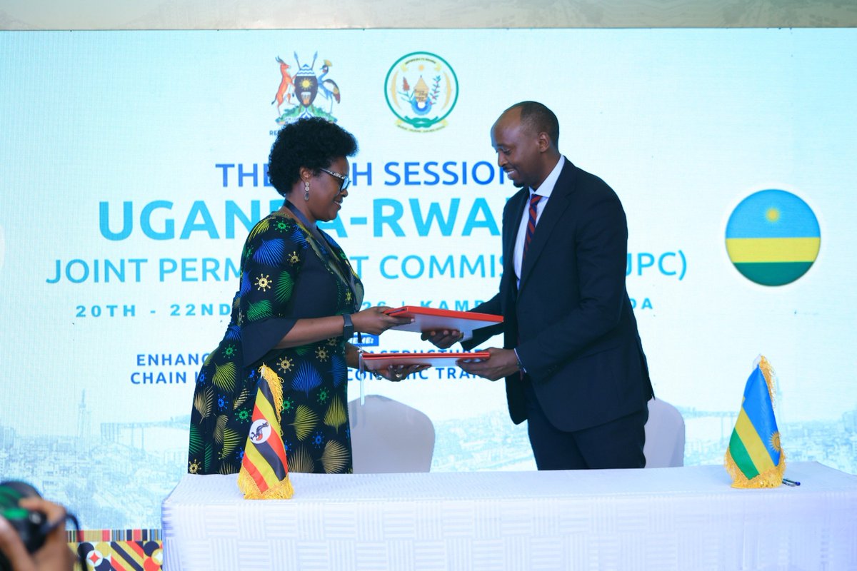 U Rwanda na Uganda byasinyanye amasezerano y'ubufatanye mu kubaka ...