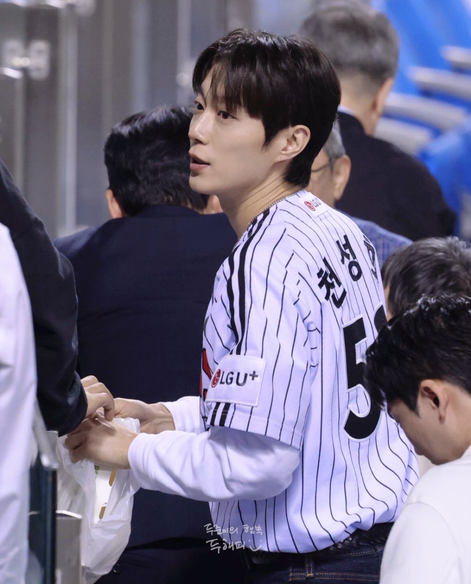 ᴅᴜʜᴀᴘᴘʏ:) tweet media