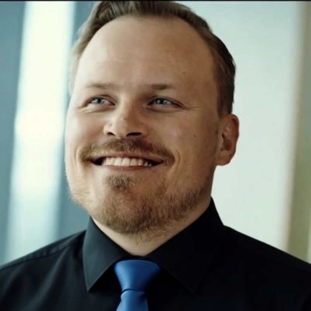 Paluumuutto nousee poliittisena teemana kaikkien korjattavissa olevien poliittisten kysymysten yläpuolelle. Vain Paluumuutto voi pysäyttää väestönvaihdon.