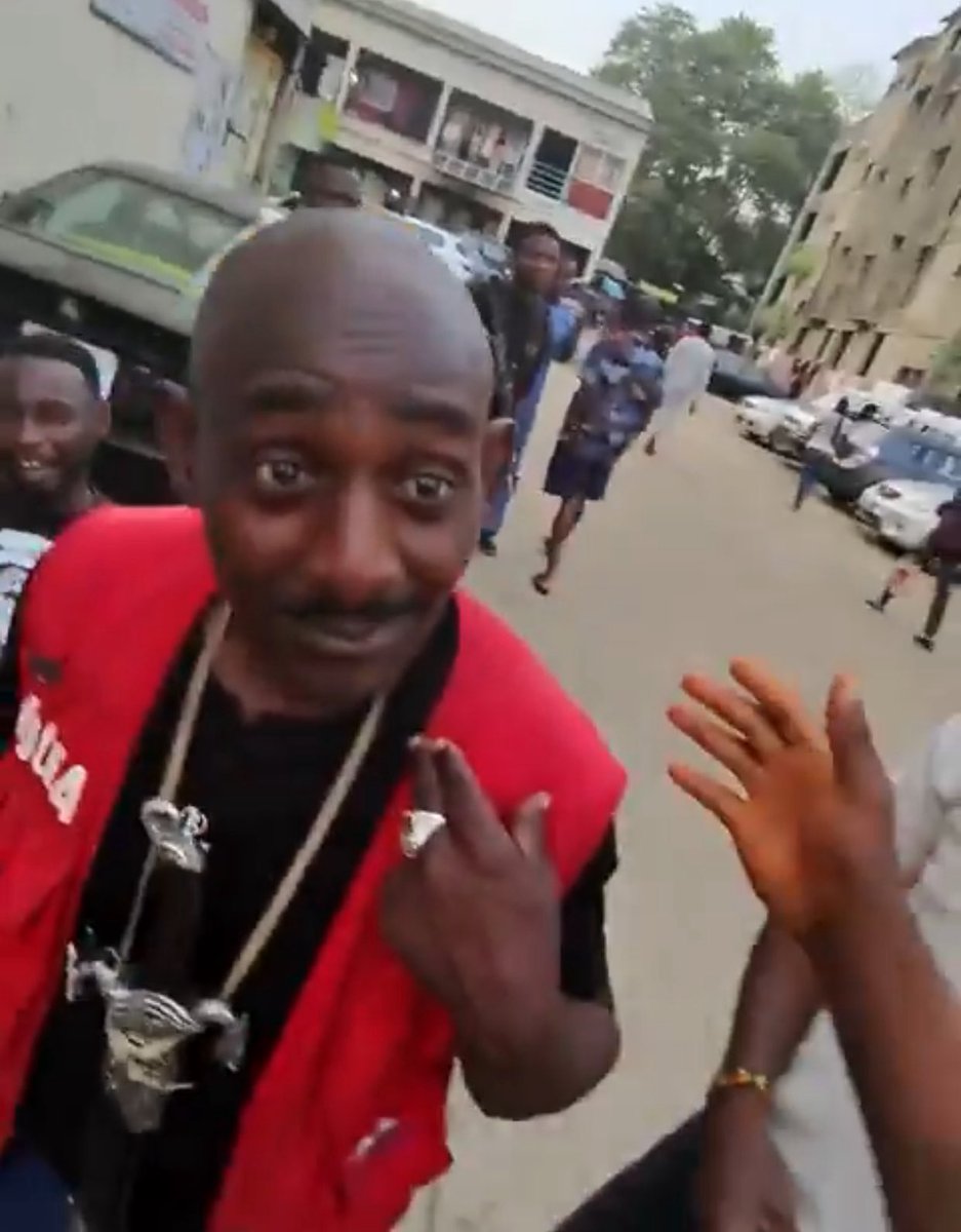 BERRYKID tweet media