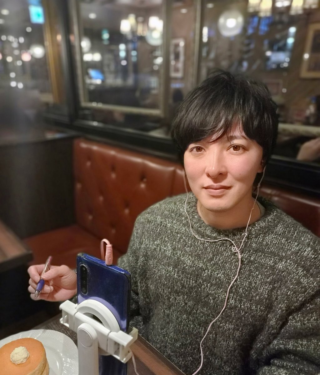 fridaythe13thd's tweet image. 少し仕事をしながら、パンケーキを食べようと思って星乃珈琲店へ🍴

レトロでアンティークな感じが落ち着きます☕　
1人でもふらっと立ち寄れる！

#cafe