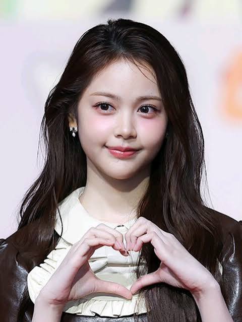 Gorgeous 💖 🤧 🤧 💖 💕 

#CARMEN #카르멘 
#Hearts2Hearts #H2H #하츠투하츠