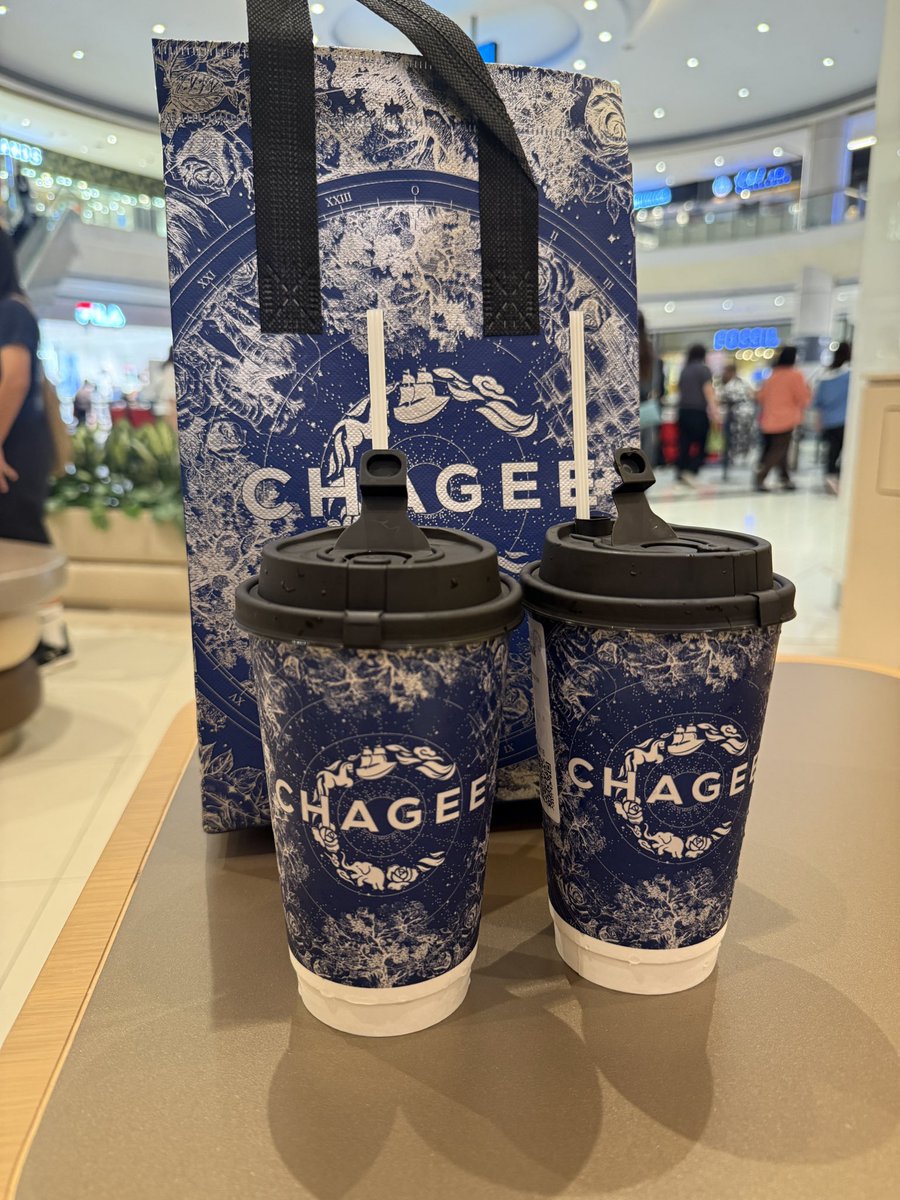 次アジア圏に旅行いくとき絶対飲みたいと思ってたCHAGEE🧋 このポスト