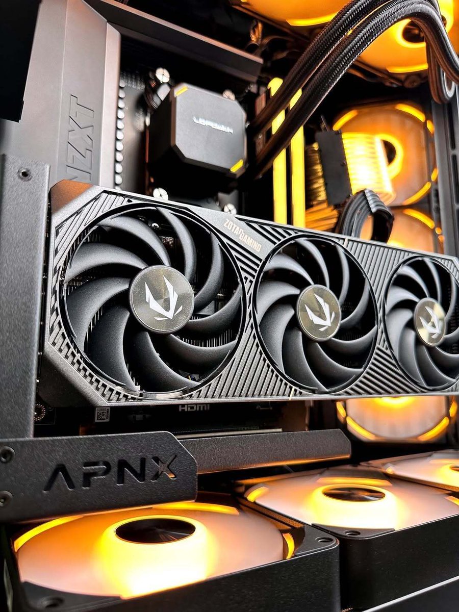 ZotacPoland's tweet image. Elementy drewniane to po prostu coś wyjątkowego. 🤎🛰️ Czy rozważylibyście dodanie odrobiny drewna do swojego buildu?

IG: mpcproject

#ZOTACGAMING #ZOTAC #NVIDIAGeForce #PcBuild #PcSetup