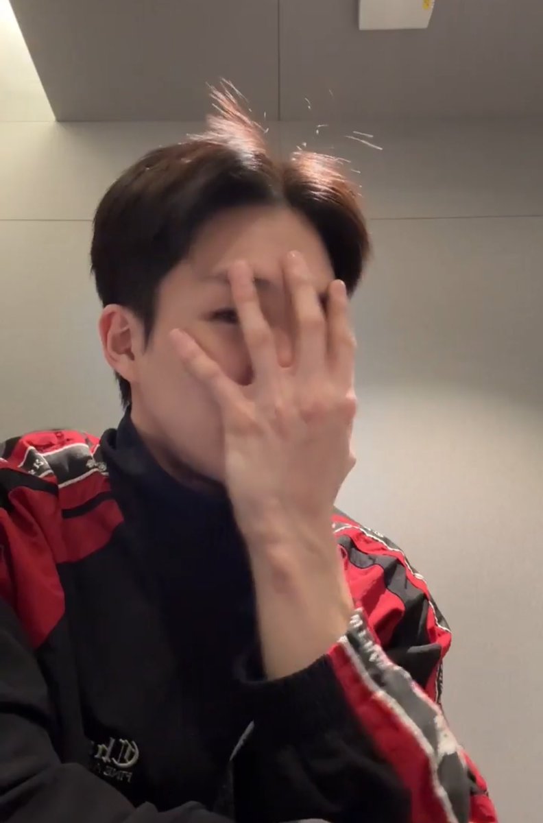 키키 ☁️ tweet media