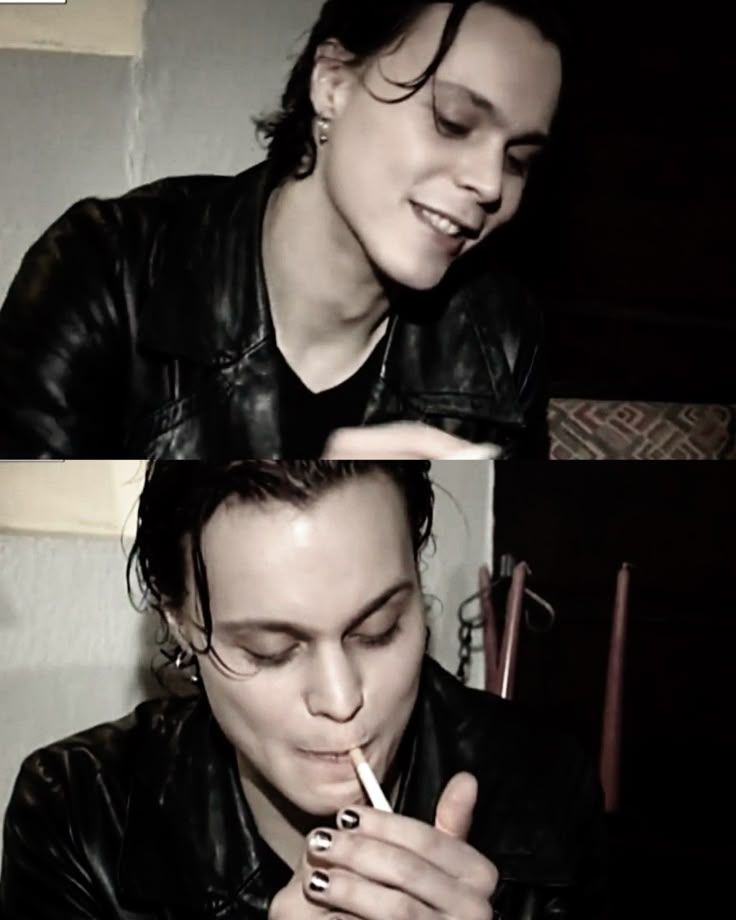 زن ویله و مامان هری‌ (Ville Valo 's wife) tweet media