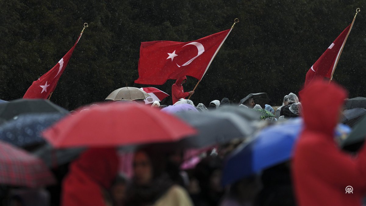 Boşuna Tıklama tweet media