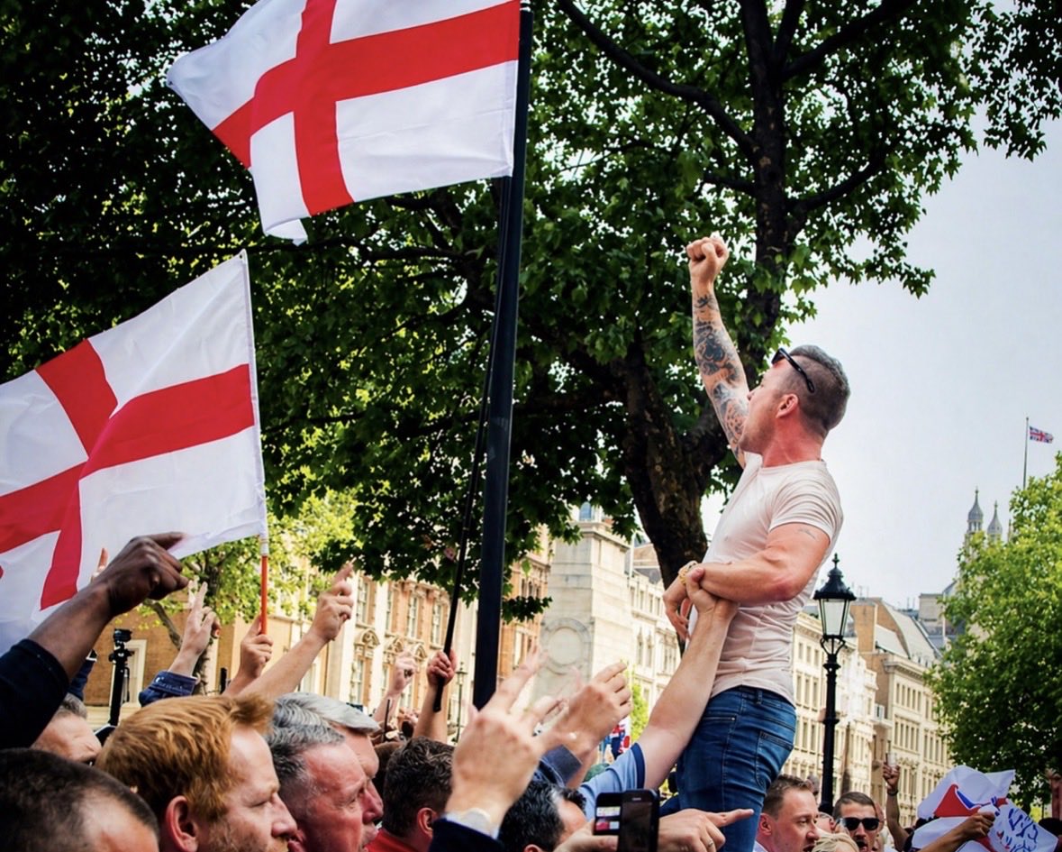 RealDannyTommo's tweet image. 🏴󠁧󠁢󠁥󠁮󠁧󠁿England, with all your faults, I love you still…my beautiful country. And no matter what comes or what we face, I will always stand and fight for you. Our England. Our home. Our pride. 🏴󠁧󠁢󠁥󠁮󠁧󠁿🏴󠁧󠁢󠁥󠁮󠁧󠁿🏴󠁧󠁢󠁥󠁮󠁧󠁿Happy St George’s Day🏴󠁧󠁢󠁥󠁮󠁧󠁿🏴󠁧󠁢󠁥󠁮󠁧󠁿🏴󠁧󠁢󠁥󠁮󠁧󠁿 #StGeorge #OurHome #Protect

Picture - Downing Street 2018