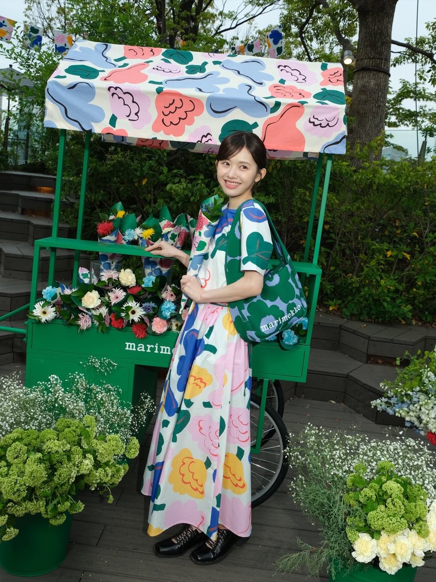 シオ tweet media