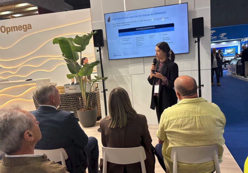 IPacuicultura's tweet photo. Un estudio impulsado por @Opmega_opp18 cuantifica los beneficios ambientales que ofrece el cultivo de mejillón en batea en las rías https://t.co/PHj9nop0ad

Ha sido desarrollado por investigadores del @IIM_CSIC e @inxeniadt y se presentó ayer en la Seafood Expo Global #SEG2026 https://t.co/G1QlnvnwuG