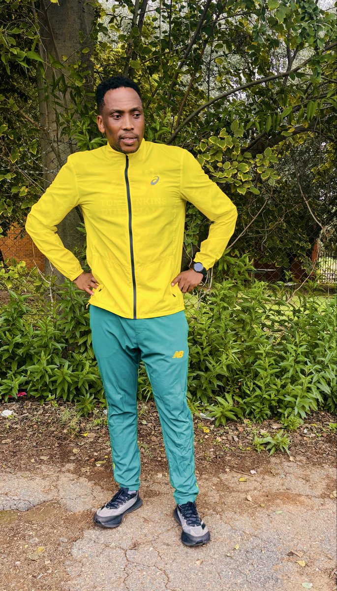 kobediK's tweet photo. I’m so glad nobody was here to see how much food I was eating during off season 😩 🥦🥬🍠🌽 https://t.co/YXu7prlMsU