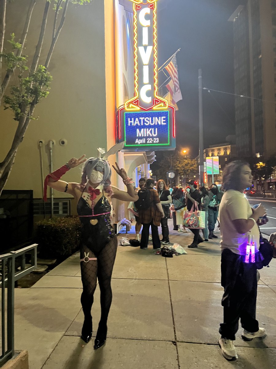 ramvne was @ MIKU EXPO SJ 4/22 tweet media