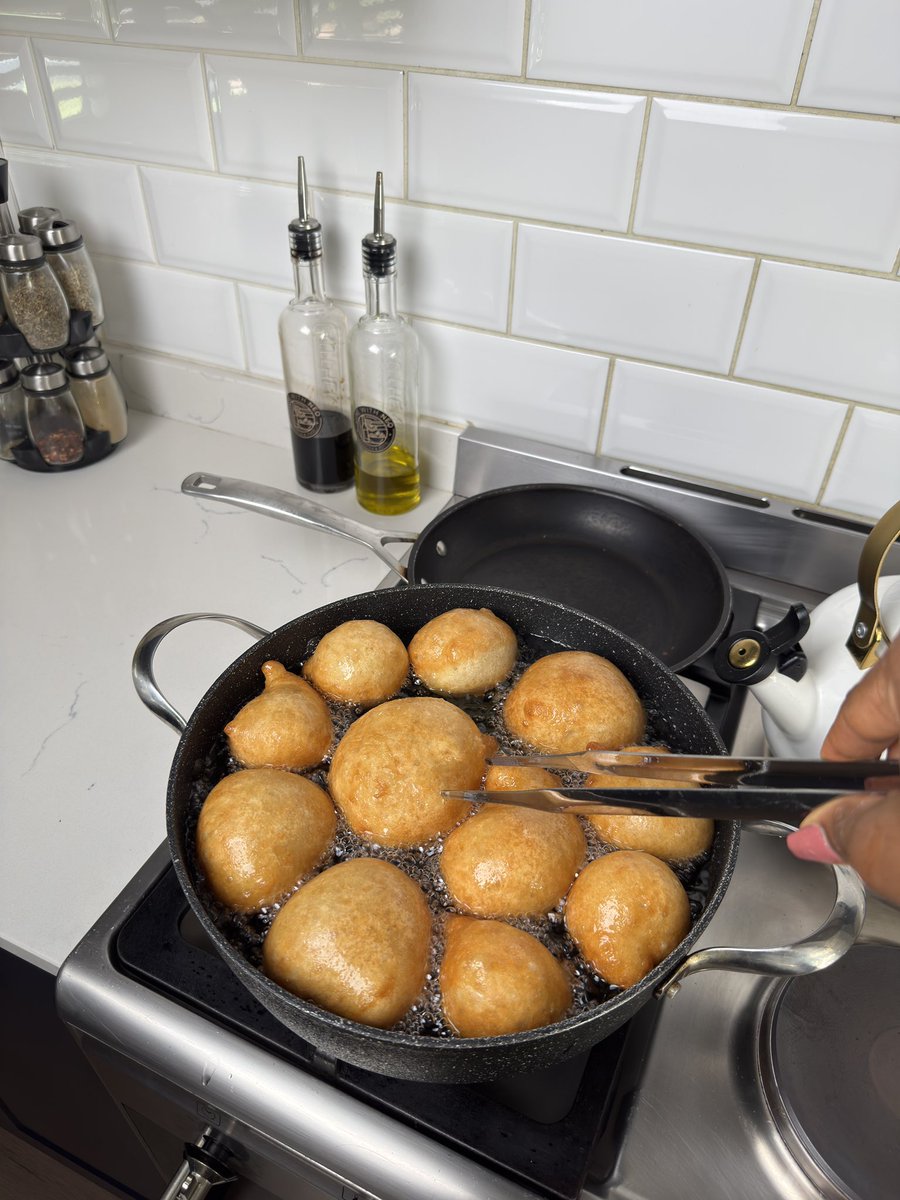 @dinewithneo tweet media