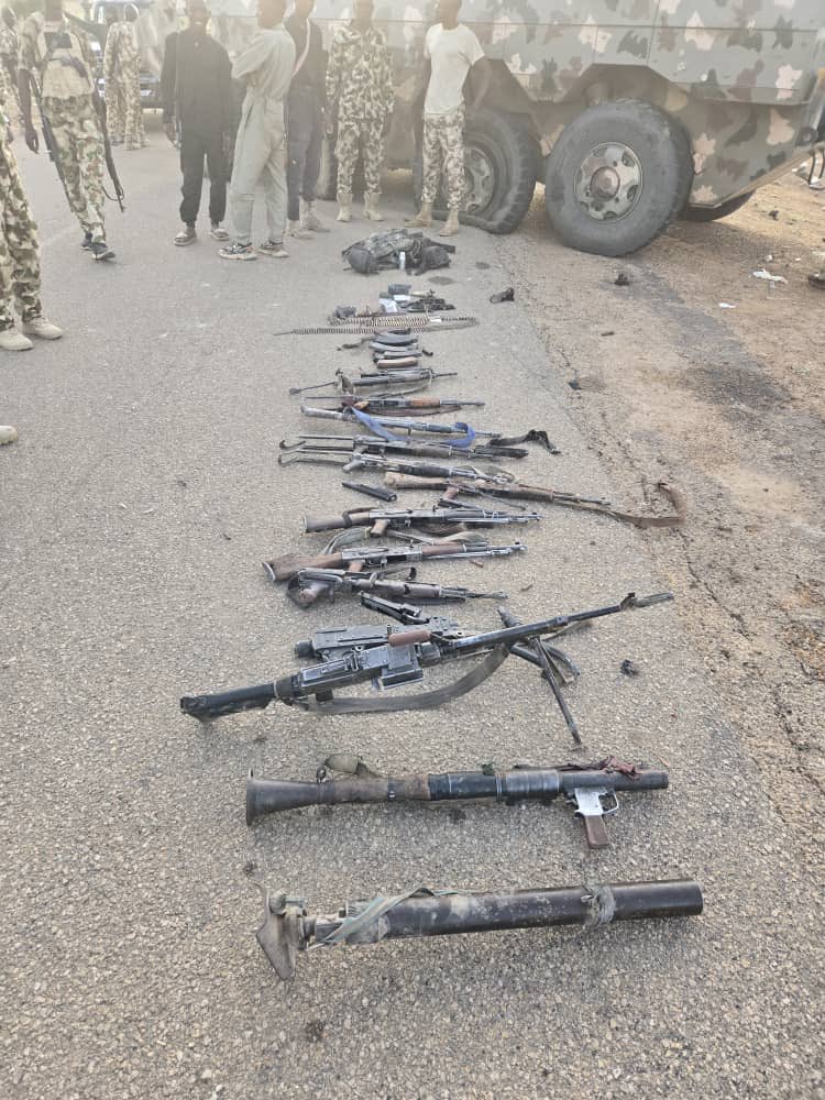 BornoTrends's tweet photo. Troops Neutralise 24 Terrorists in Kukareta,  Record Major Arms Recovery in Borno Foil Attack

Source: @ZagazOlaMakama https://t.co/WD7apN85af