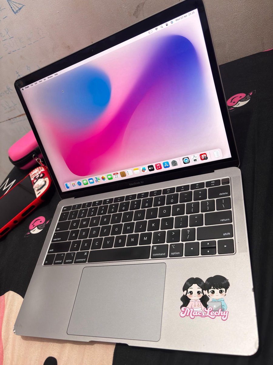 Lita 🐼 • Wts Macbook Iphone Ipad ⋆。˚𓇼 ⋆。˚ tweet media