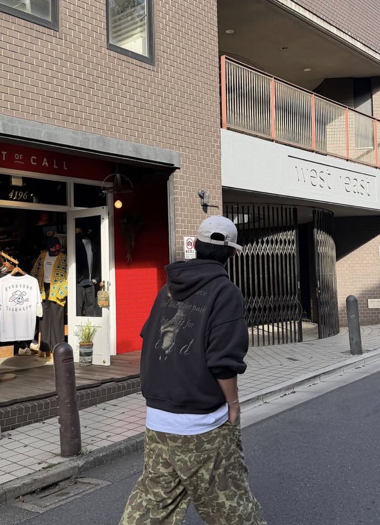 KUNG DI MO SASABIHIN SAKIN NA SI SEUNGCHEOL TO, IISIPIN KONG SI JEONGHAN TO HAHAHAHAH 😭

MAGKALIKOD NA SILA MAAAA 😭 OR NAMIMISS KO LANG TALAGA SI JEONGHAN MARIE 😭