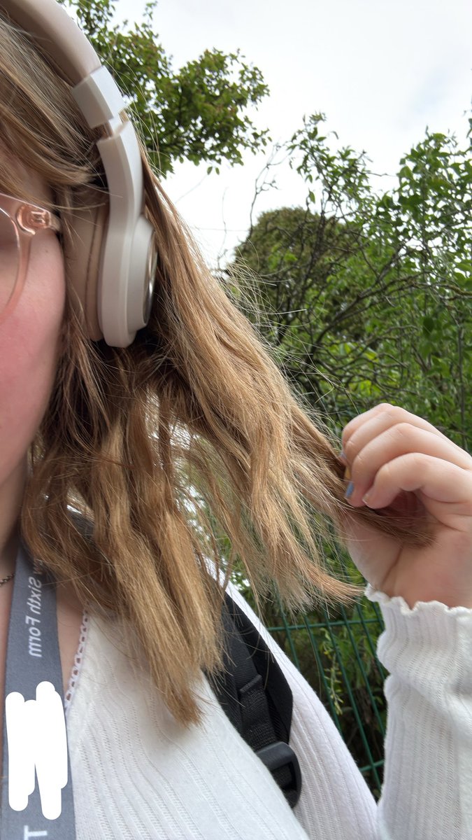 ✮𝒞𝒶𝒾𝓉𝓁𝒾𝓃✮ tweet media