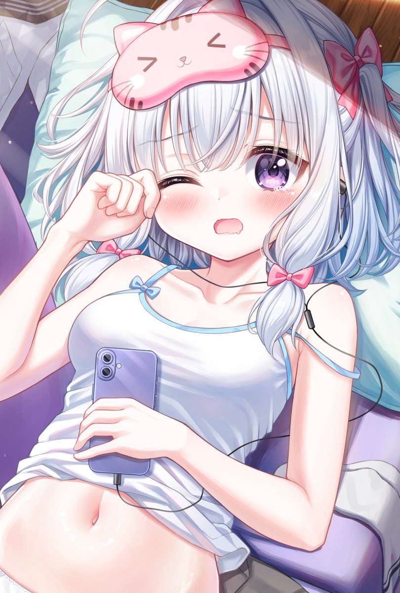 「いつのまにか…寝ちゃってた…?」
電撃萌王2026年6月号付録 電撃萌王EXTRA「妹がかわいすぎてドキドキする本」にて、リビングで寝起きな妹ちゃんを描かせていただきました!
イラスト全体は本誌付録でぜひチェックしてみてください! 