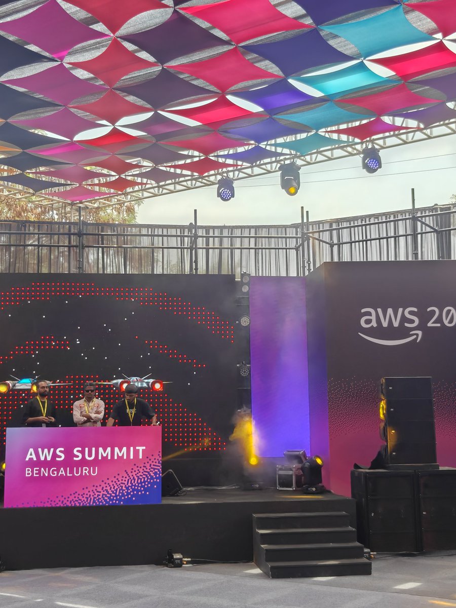 ashwaq.node tweet media