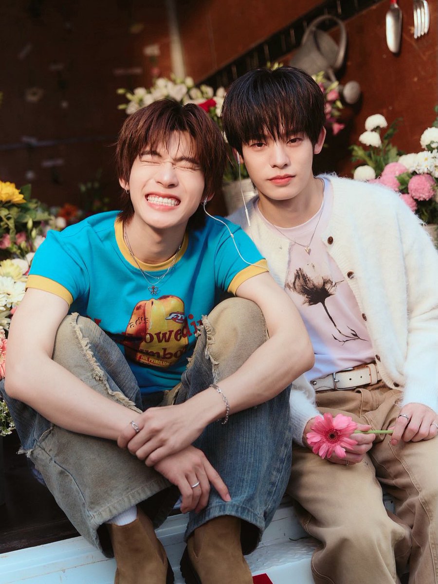 - morninq 🐶ྀི tweet media