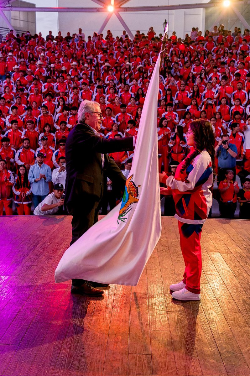 5columnasonline's tweet image. 450 deportistas de #Durango listos para competir  con Orgullo  en la Olimpiada Nacional 2026.

La Delegación competirá en diferentes disciplinas con presencia en distintas sedes nacionales .

Durango a tenido un crecimiento en resultados paso de  30 medallas en 2022 a 37 en 2025