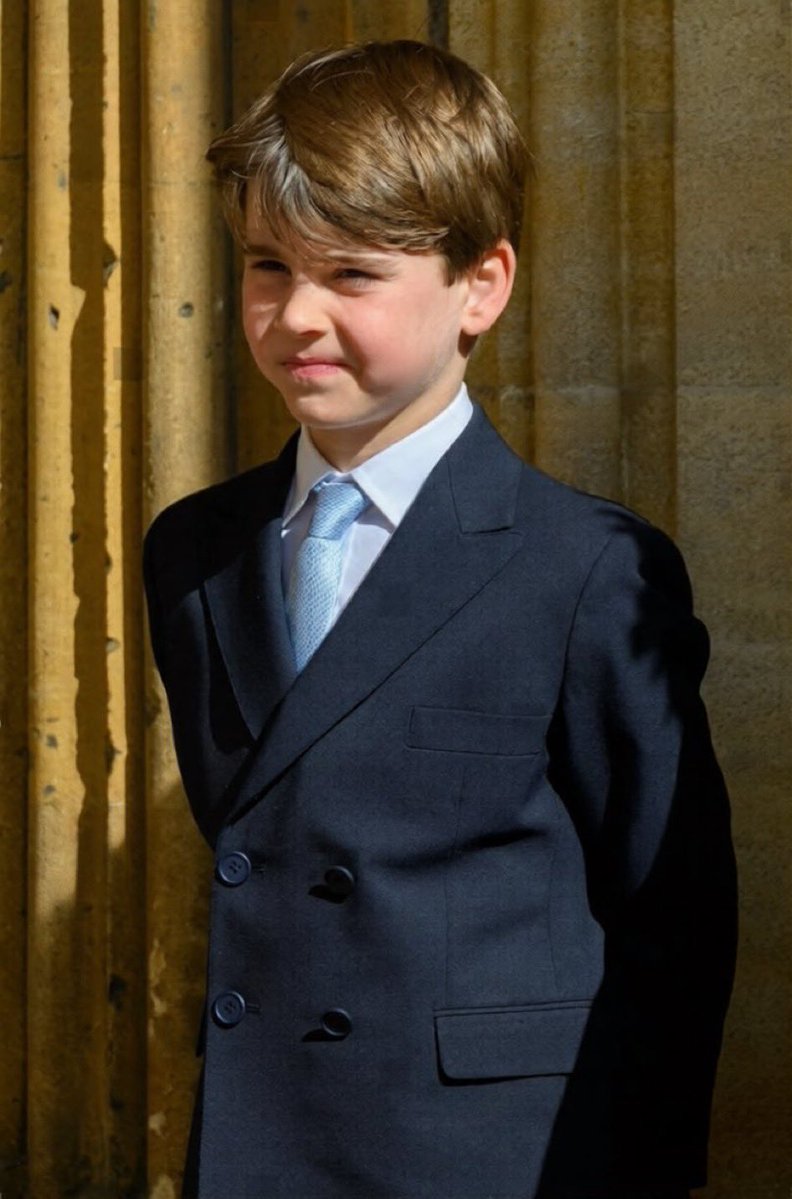 bizarrolady's tweet image. Wishing Prince Louis The Happiest of Birthdays! 🥳

8️⃣ Today 🎈

#MakeAWish 🎂 #BirthdayBoy 🎉