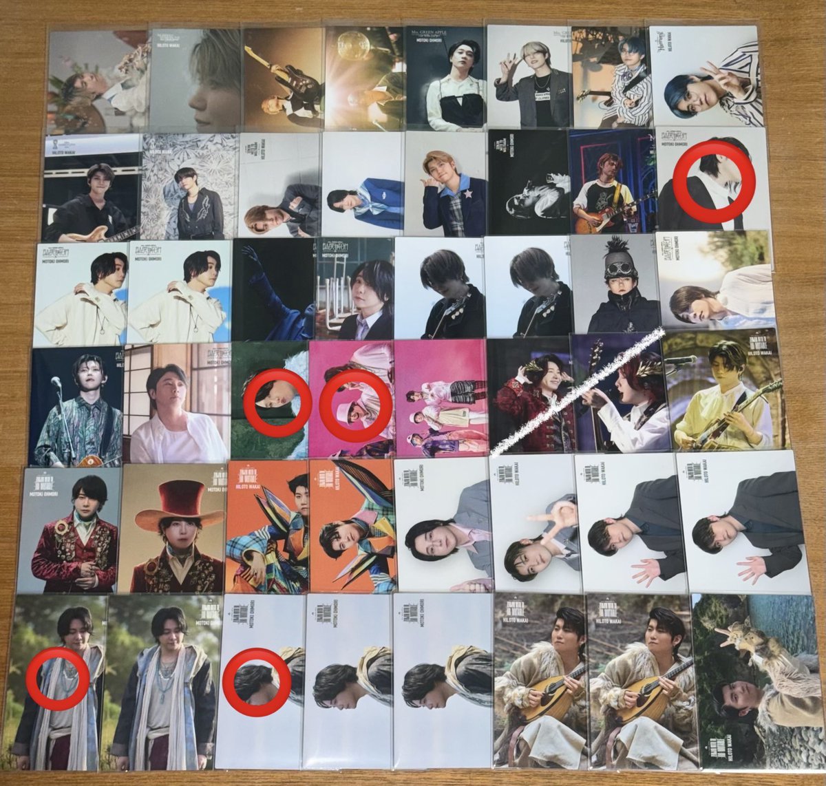 5y1k6's tweet photo. @seungchani_ 検索より失礼致します。
画像1枚目を所持しております。
2枚目画像お借りして⭕️との交換は可能でしょうか？
難しいかと思いますがご検討の程よろしくお願い致します🍏 https://t.co/pPrenwifwC