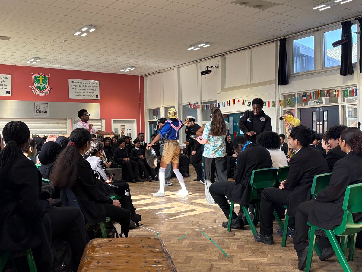 Holy Trinity Catholic School tweet media