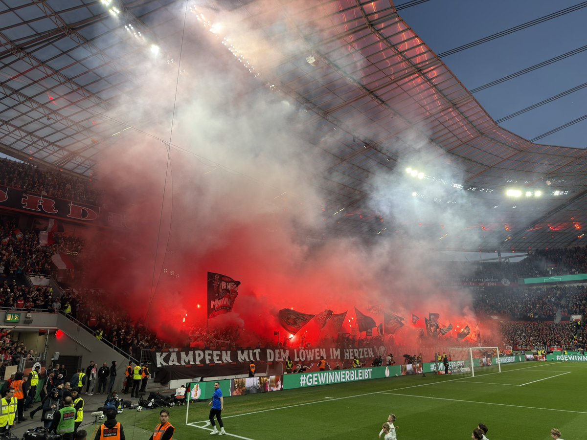 travellermath's tweet photo. The fans gave everything for @bayer04_en now only a win on Saturday can heal some wounds https://t.co/cTzOVyLDou