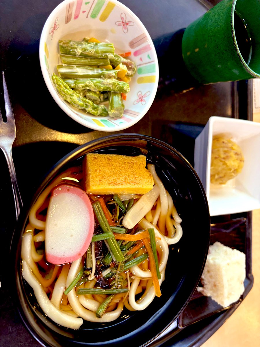 726Chan's tweet photo. We had Japanese noodles for lunch.
I like noodles so much. https://t.co/VGaQlPkjo7