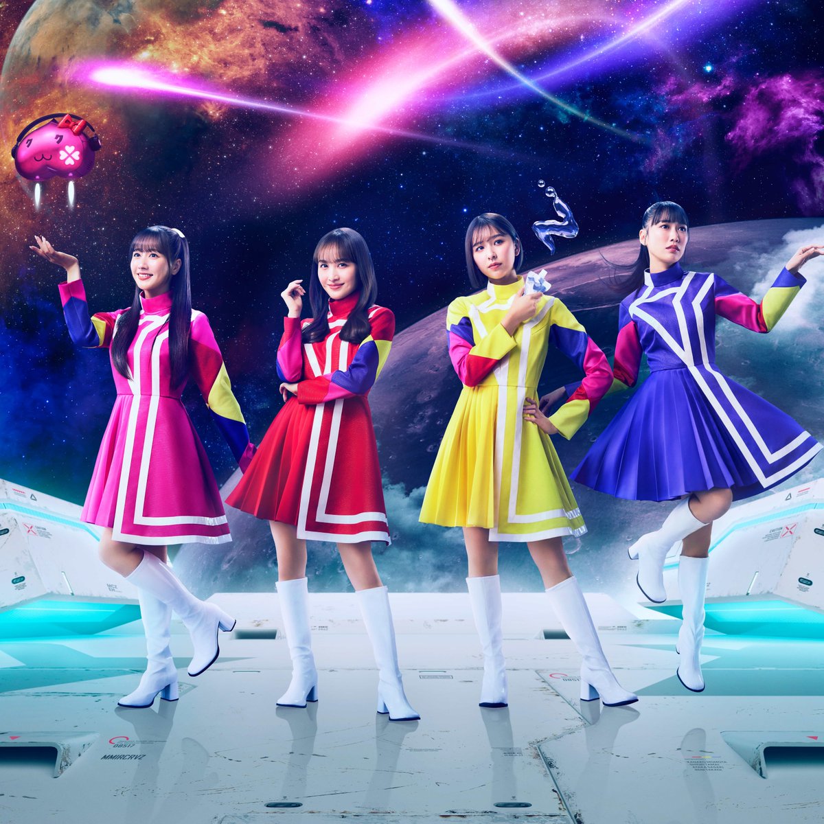 _king_records's tweet photo. 今年の夏はこの曲で決まり🍨🏖️🎐

ももいろクローバーZ 🍑
『ムネモシュネ』本日配信リリース‼

invisible manners による
ももクロの新たなサマーチューン🏝🌻

@momoclo_king_pr @mcz517_official 
@invisiblemanner