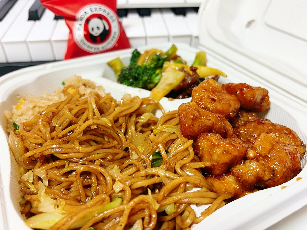 orient58's tweet image. 初めてパンダエキスプレスをUberしてみた。
#pandaexpress #ubereats #パンダエキスプレス #熊猫特急
