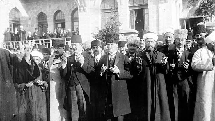23 Nisan Milli Egemenlik ve Çocuk Bayramımız ve milli iradenin tecelligâhı olan Gazi TBMM'nin açılışının 106. yıl dönümü kutlu olsun.