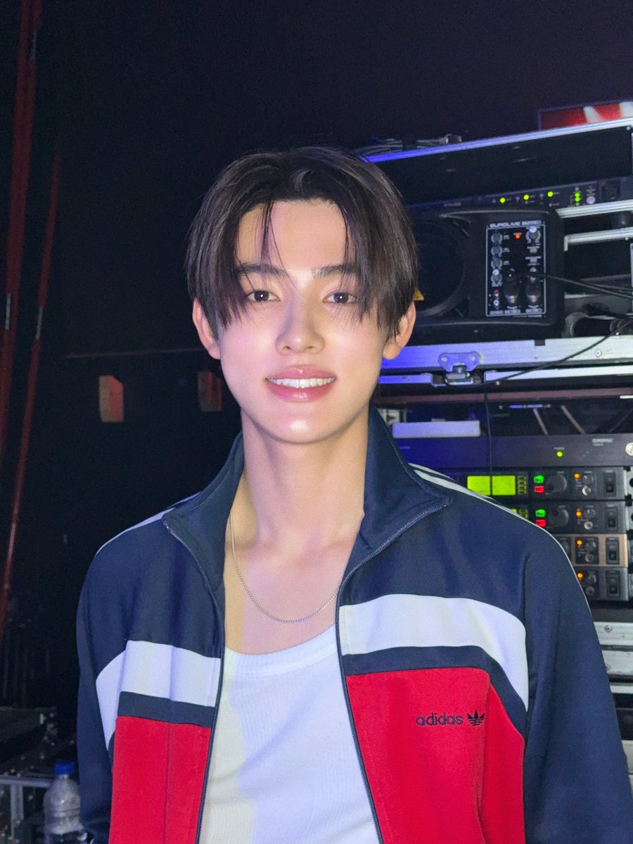 seonghyeon pics tweet media