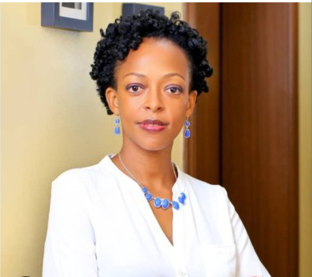 Reminiscing about the corporate and social Kampala scene in the early 2000's. We had our stars during our time, people that some generations may never know. Radio had DJ Alex Ndawula(RIP),Christine Mawadri and Oulanya Columbus the duo was a must listen to on capital FM. Sanyu FM