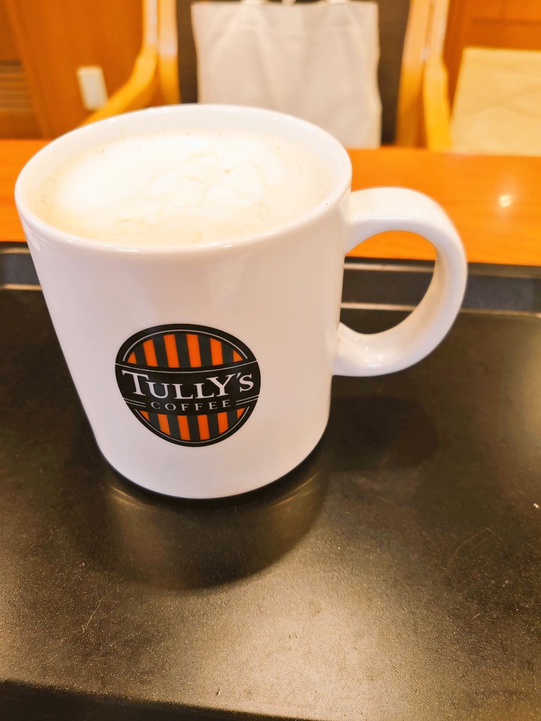 久しぶりにハニーミルクラテ☕