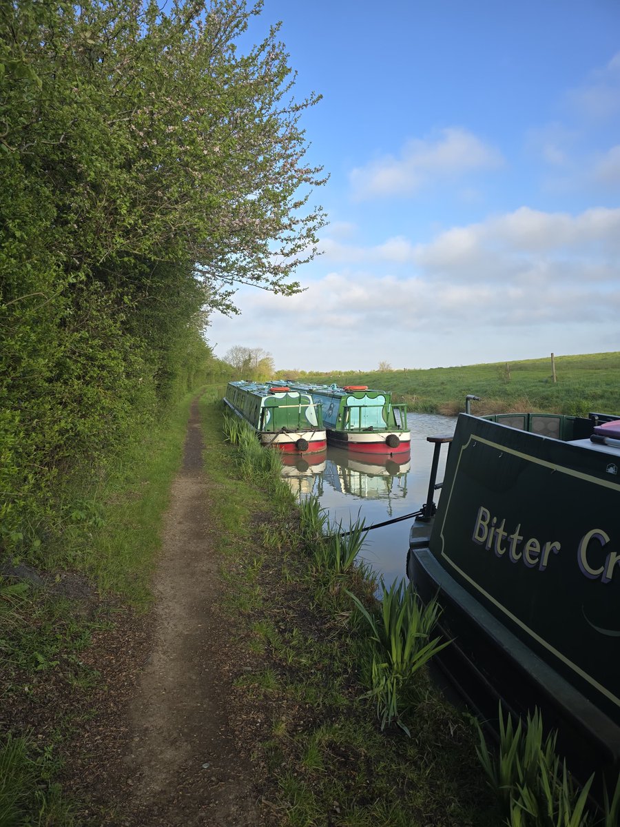 LNBP_Braunston's tweet image. Today it's onto @_Aquavista Crick Marina and back to Norton Junction via @WatfordLocks.

Thanks again to our intrepid photographer and Project Skipper Russ

#ccbm #training #communityboating #LNBP #braunston #northamptonshire