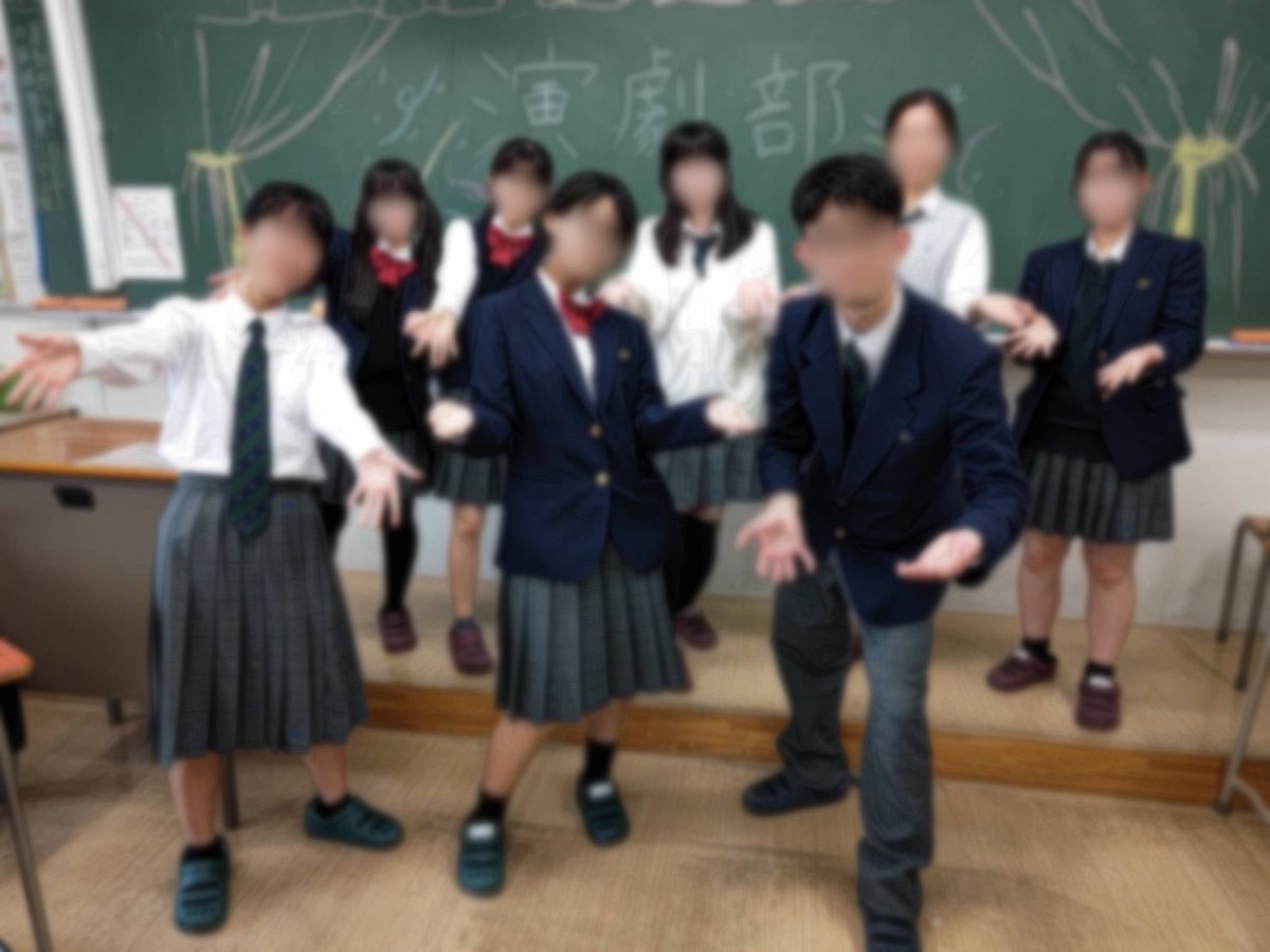 CM_drama's tweet photo. 先日は一斉部会でした！
新たに1年生2名、2年生1名、3年生1名を迎えることができました！💪🏻
パワーアップした調布南高校演劇部をよろしくお願いします！🙇🏻‍♀️ https://t.co/ih1RgIwoCj