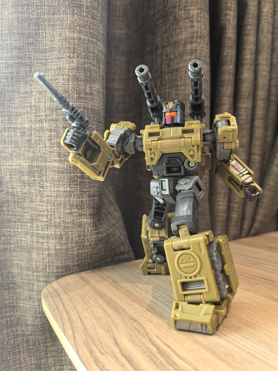 RebornsNu's tweet photo. Conbaticons集结中！
#transformers #brawl https://t.co/OuISBoGTb6