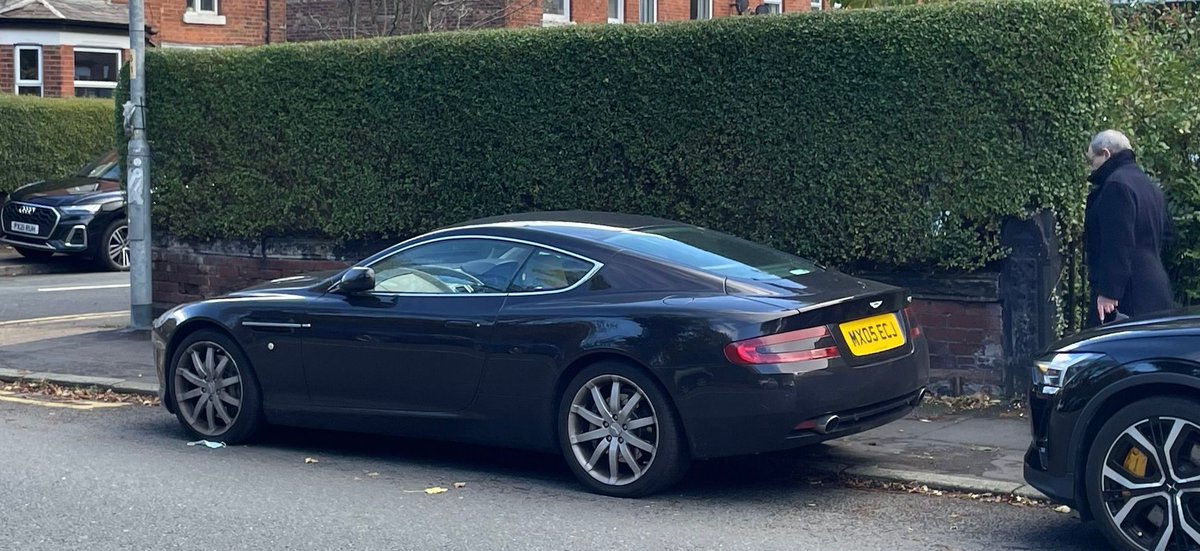 ShropsArchitect's tweet photo. Aston Martin DB9, in dark bronze, casually street parked.
#CarTwitter #ACTCP #CarSpotting https://t.co/Uuu64N6bmn